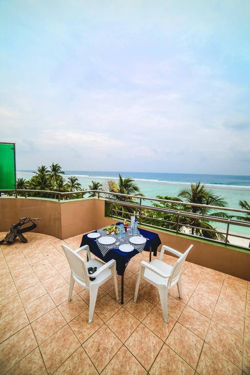 Relax Beach Inn Malé Esterno foto
